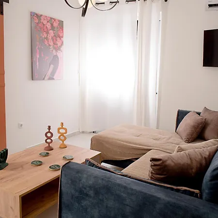 Apartment Ioulia Ii- A Oasis *