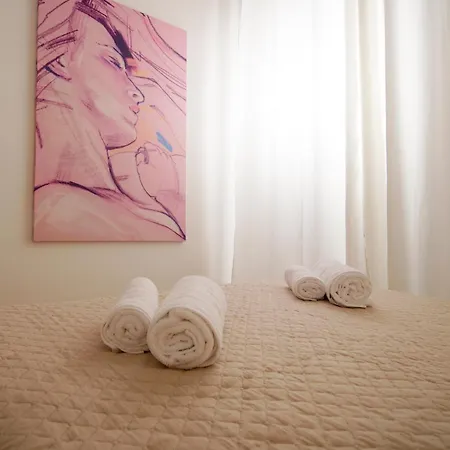Ioulia Ii- A Oasis Apartment *