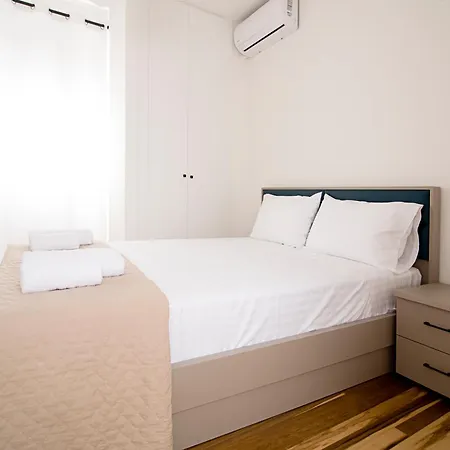 Apartment Ioulia Ii- A Oasis